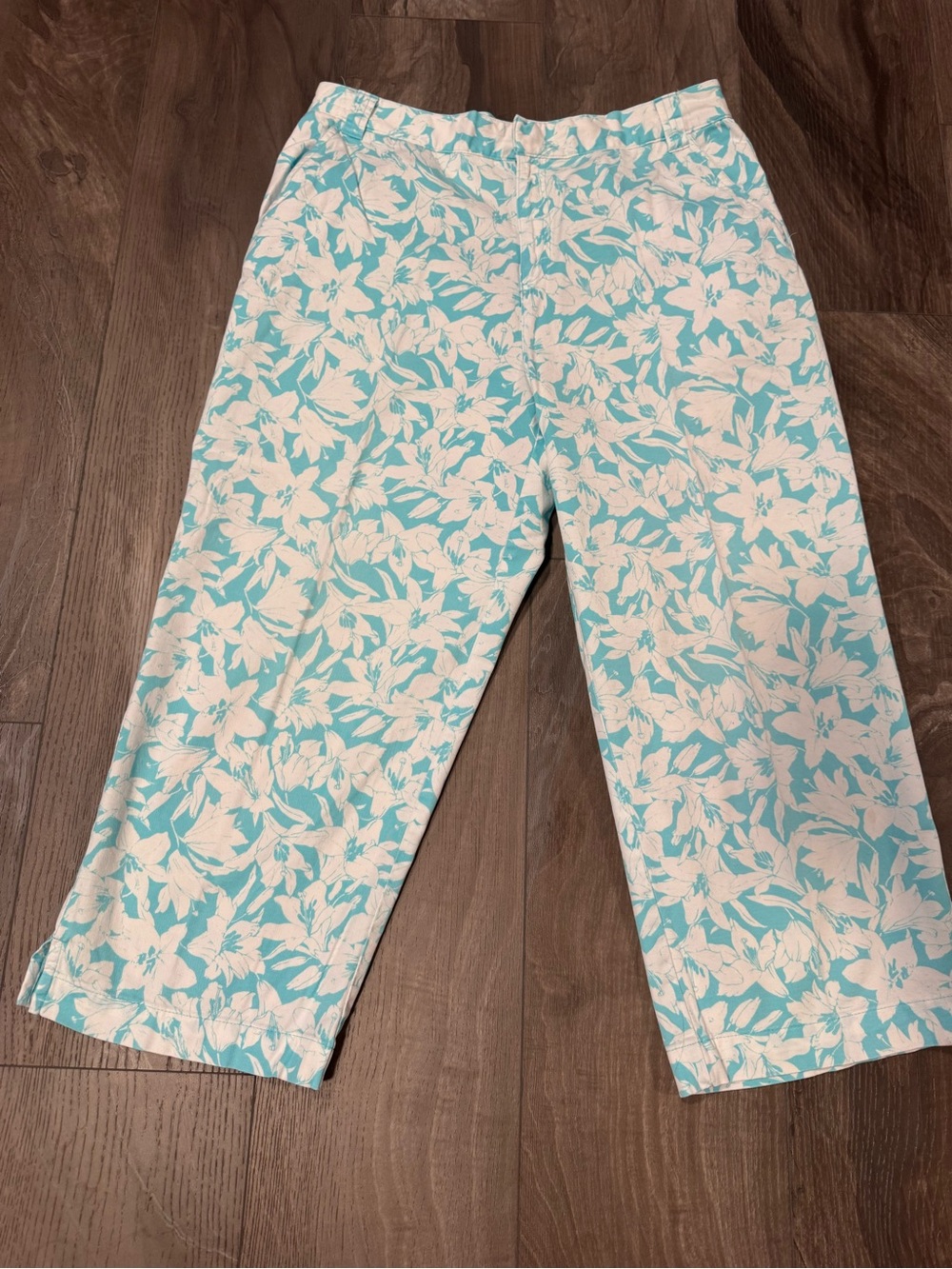 Sag Harbor Girls Aqua & White Floral Capri Pants